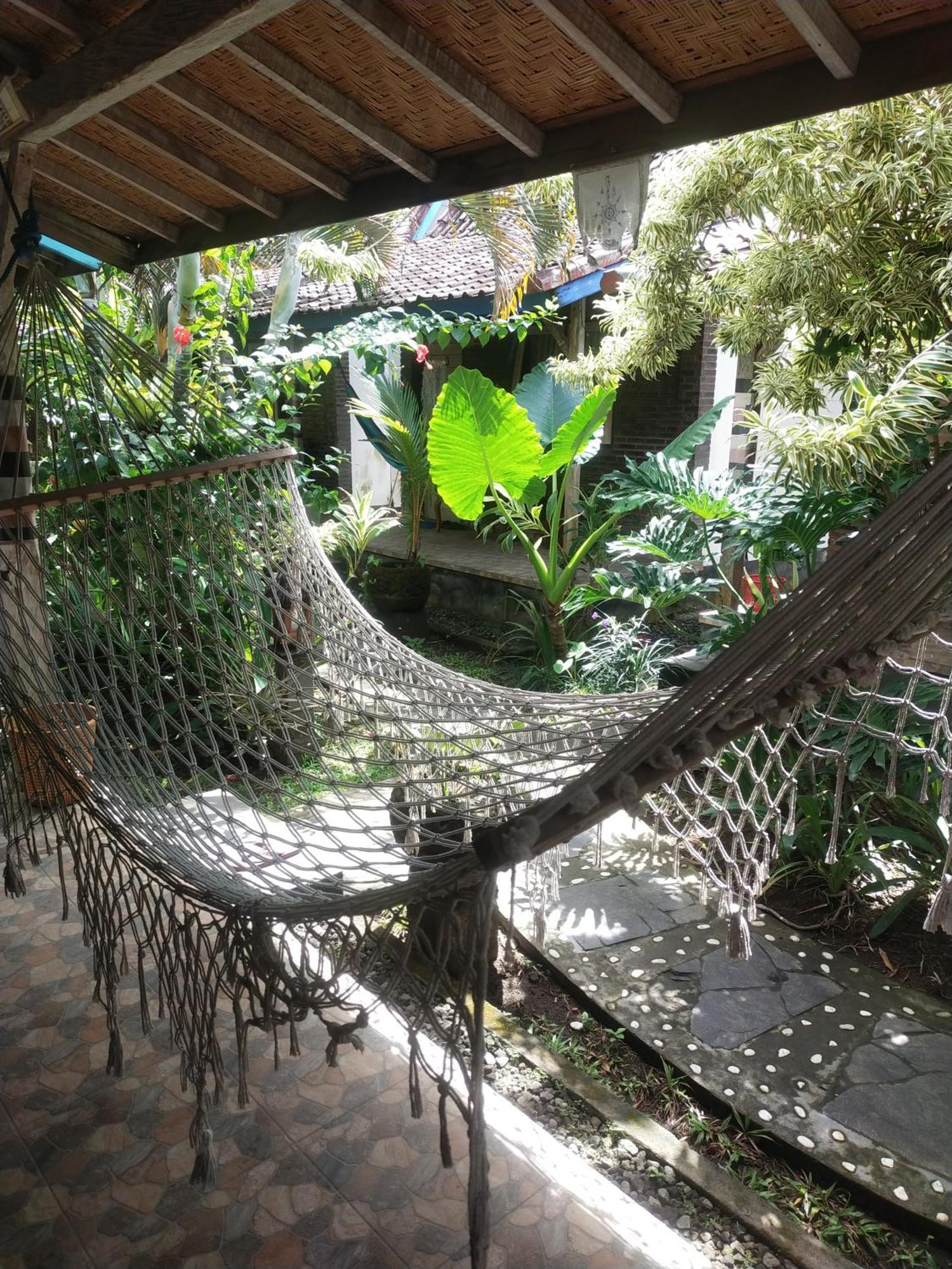 Comeback Guesthouse Canggu Kültér fotó