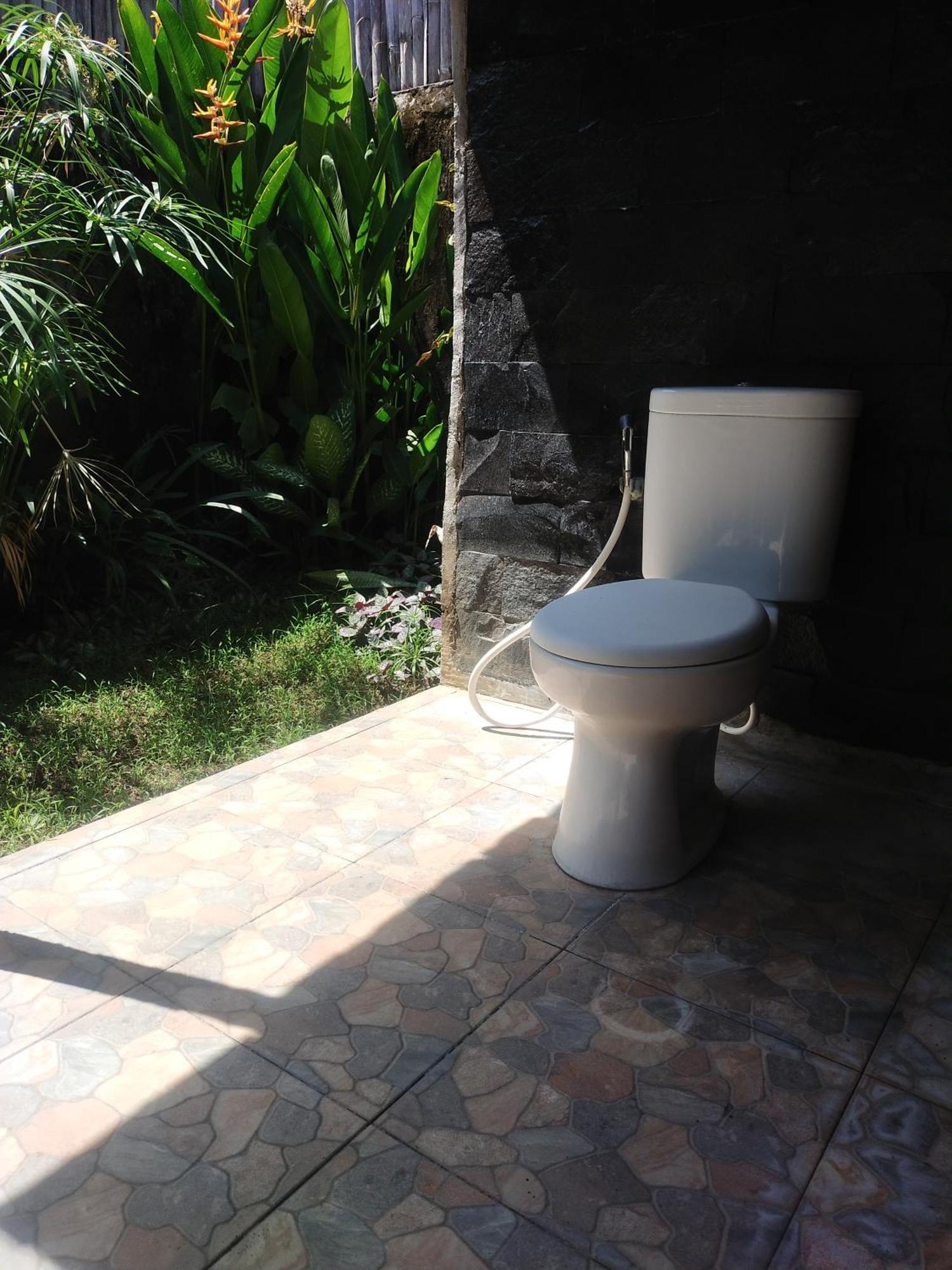 Comeback Guesthouse Canggu Kültér fotó